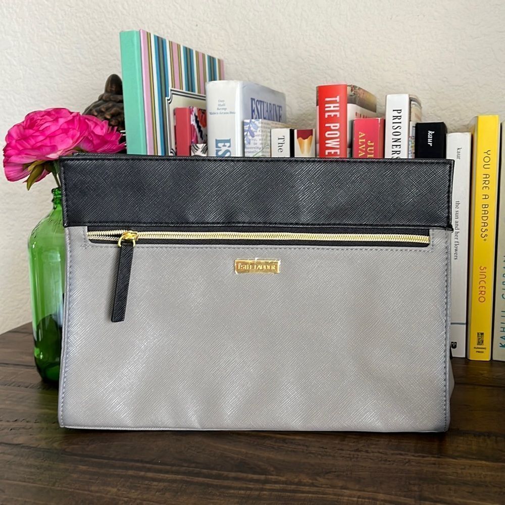 👛 Estée Lauder Cometic Bag